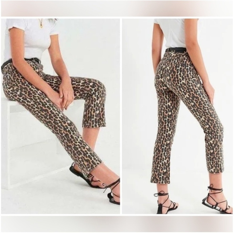 BDG Urban Outfitters Leopard Print High Rise Kick Flare Cropped Jeans 27